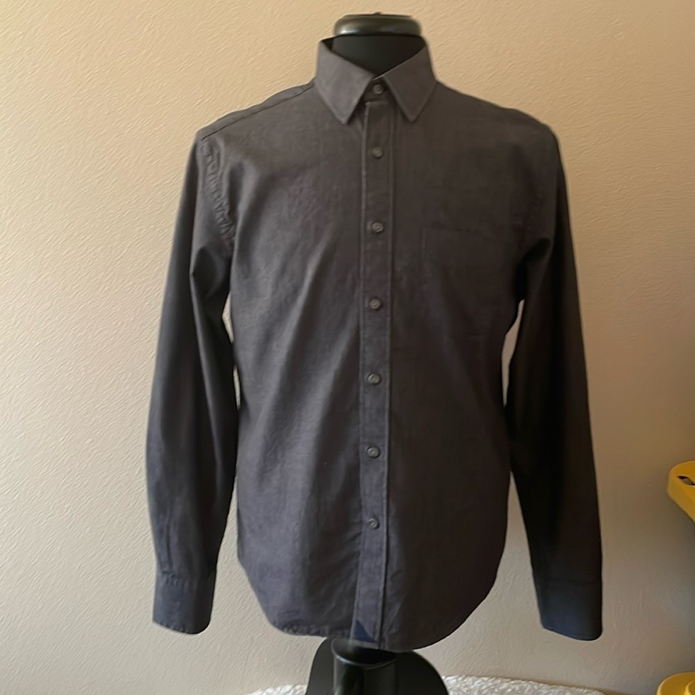 Untuckit Long Sleeve Button Down Long Sleeve Size Small